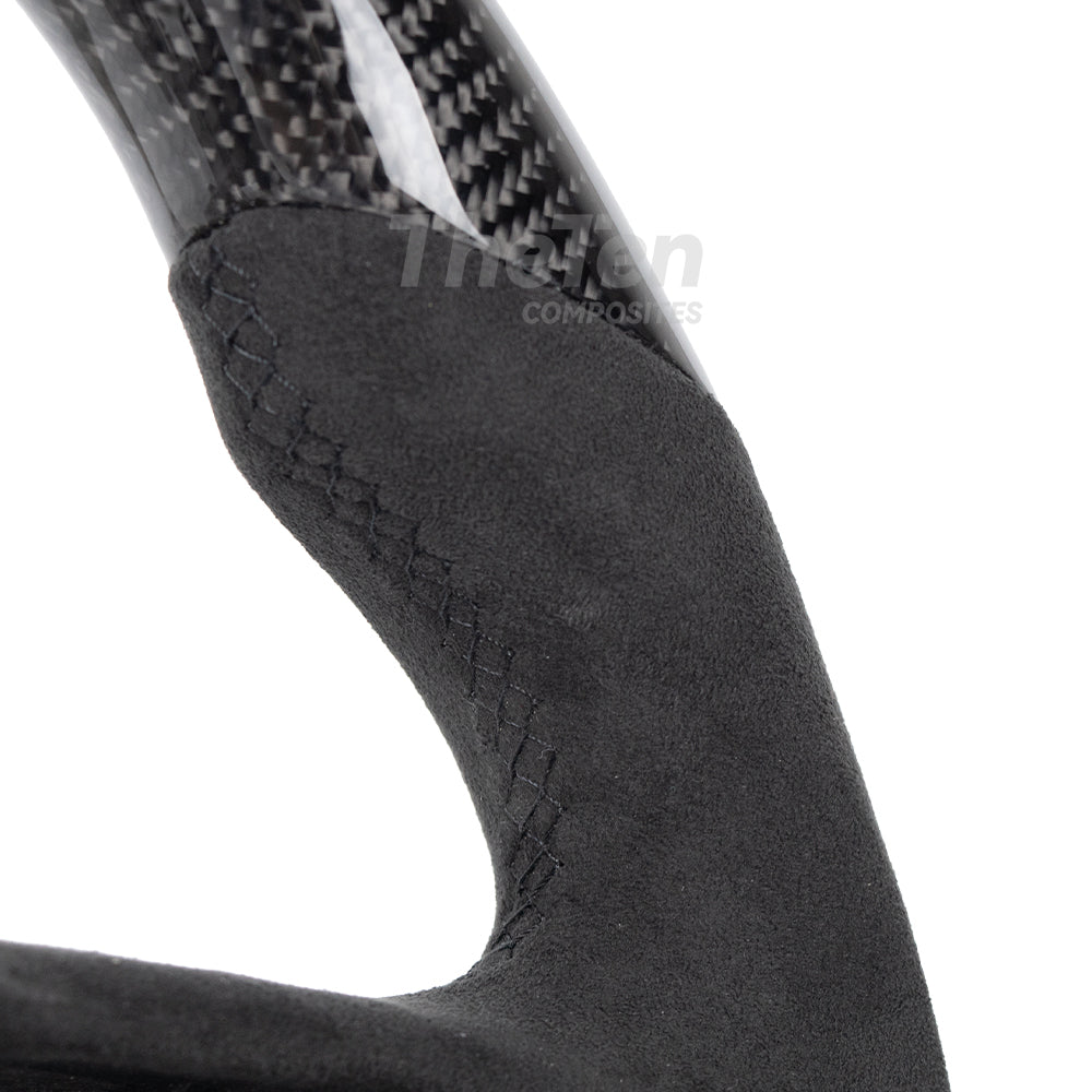 Infiniti Q60 2017-2026 Steering Wheel Customization