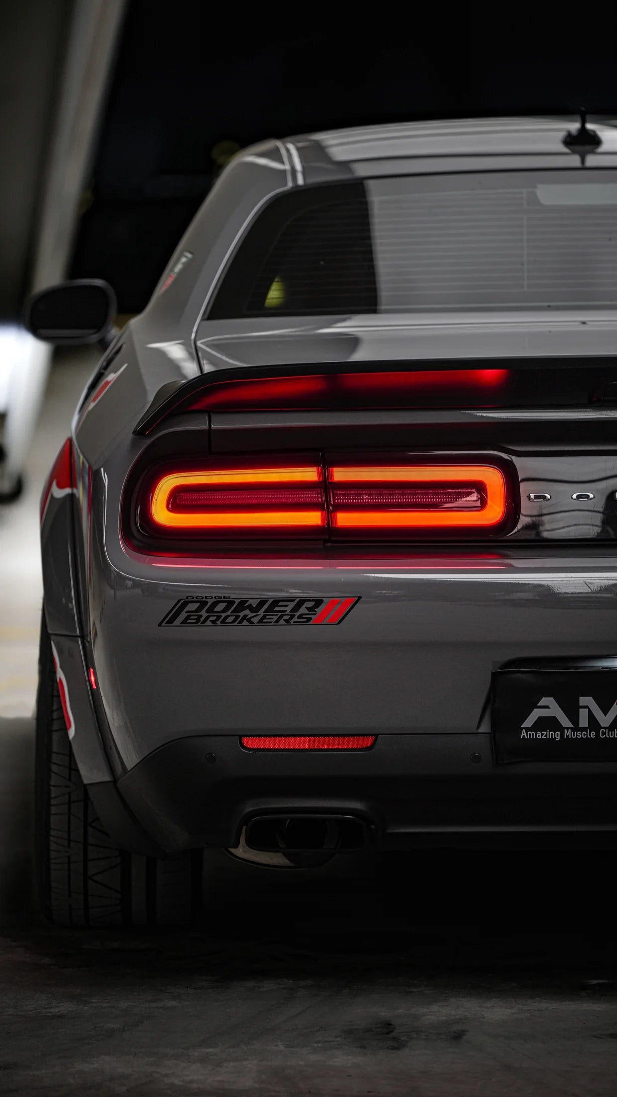 Dodge Challenger detail build photo