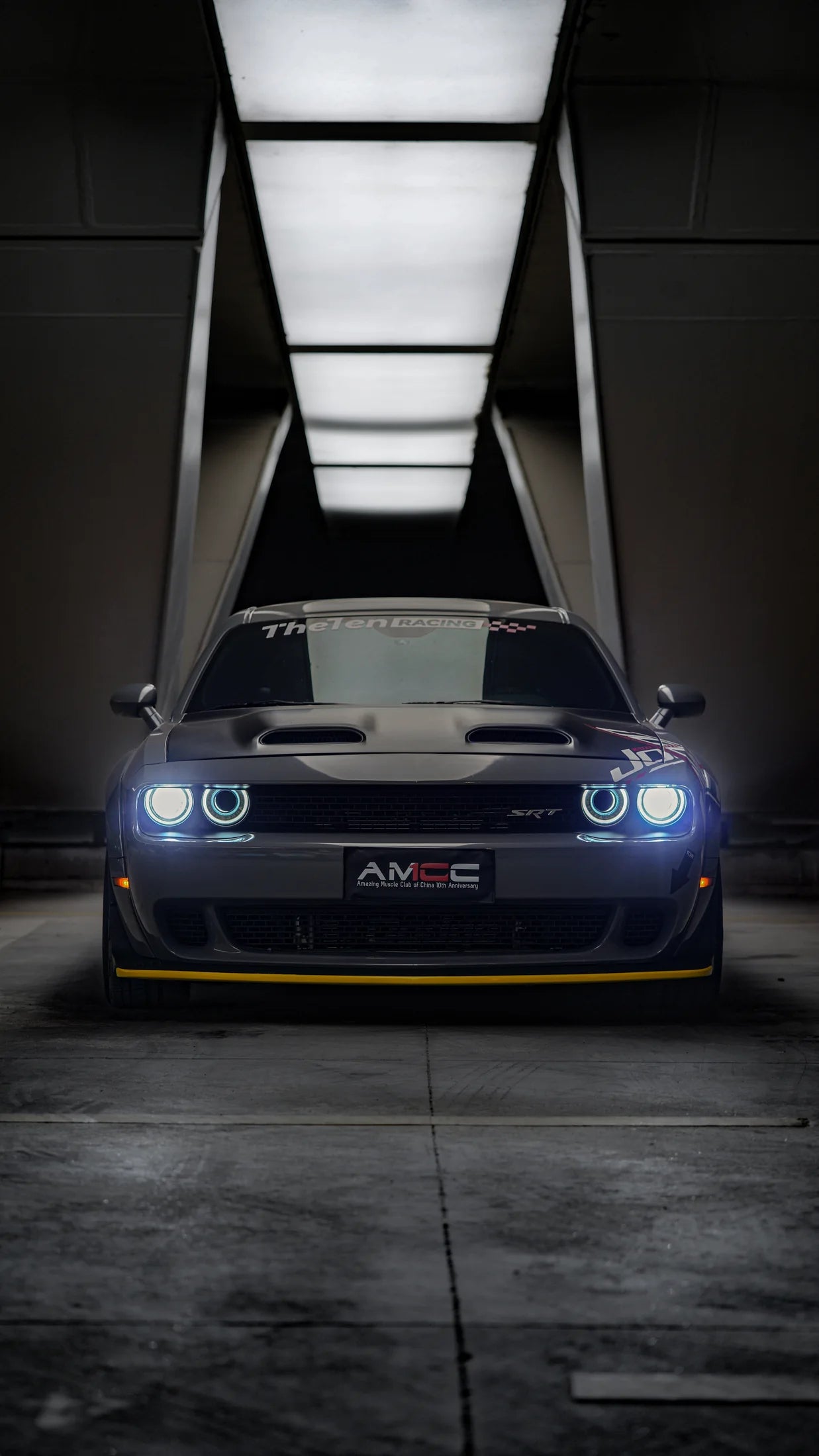 Dodge Challenger detail build photo